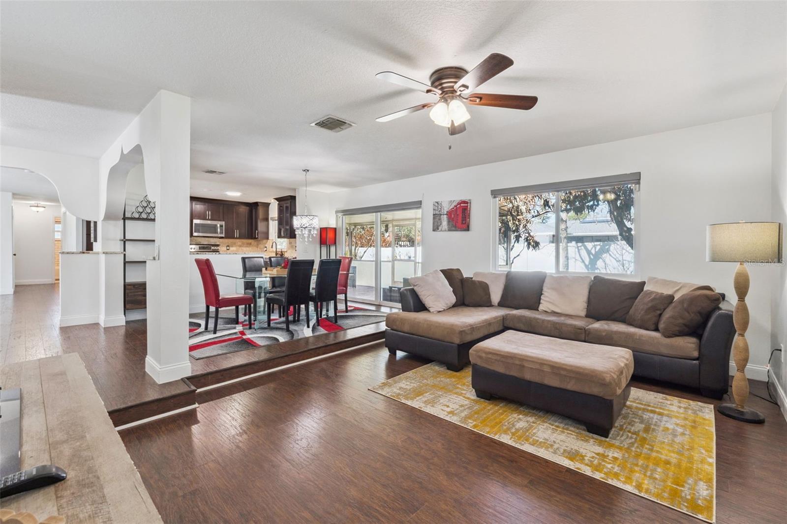 Image 2 of 42 For 6812 Tamarind Circle