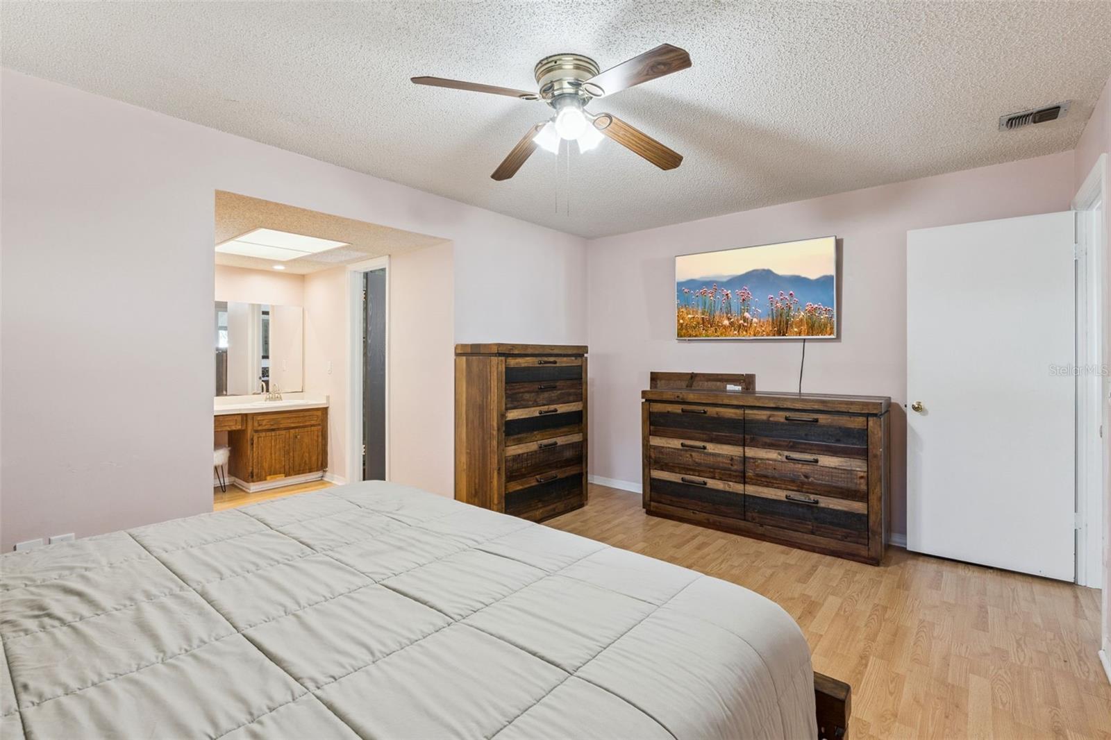 Image 27 of 42 For 6812 Tamarind Circle