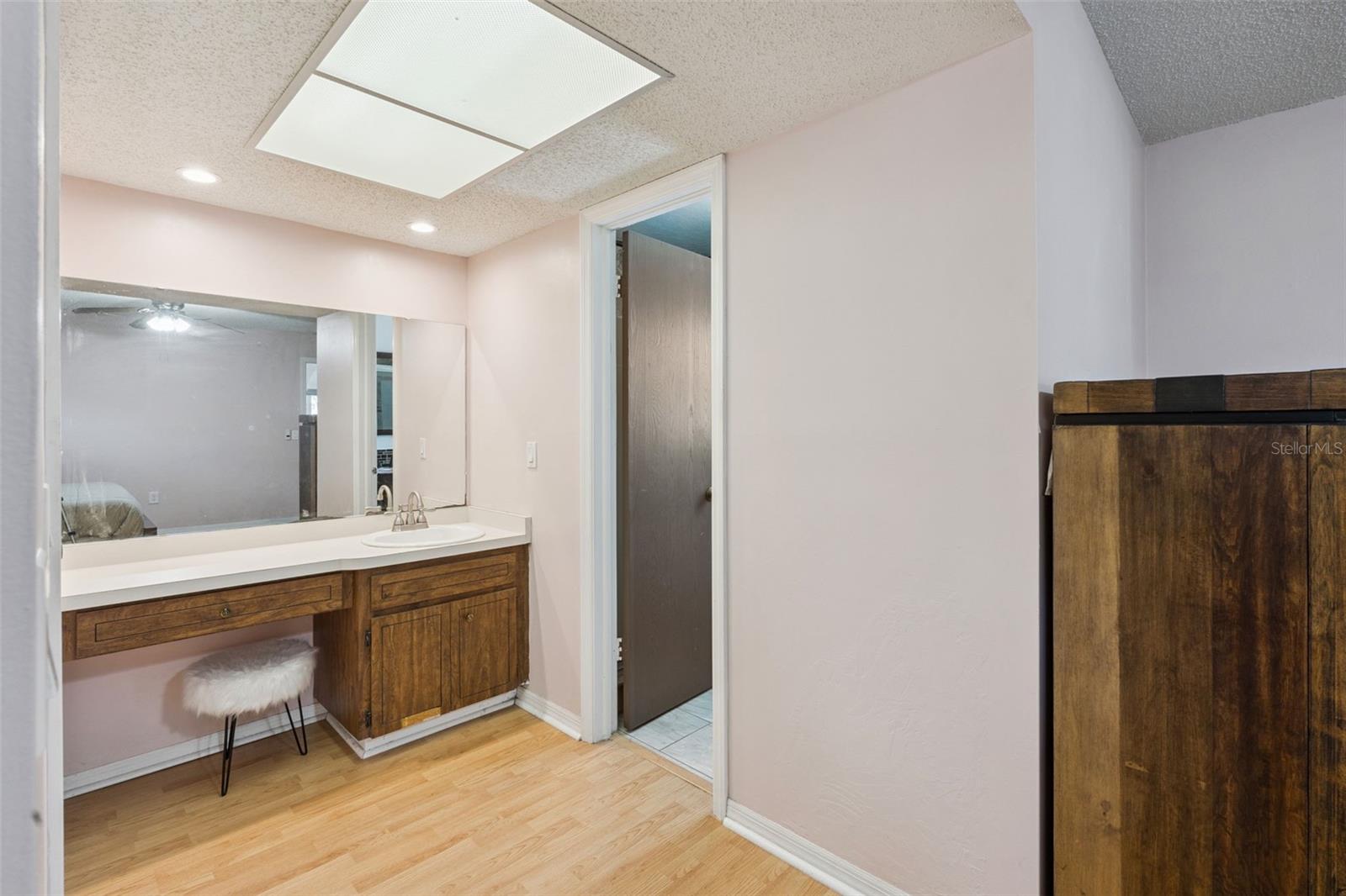 Image 32 of 42 For 6812 Tamarind Circle