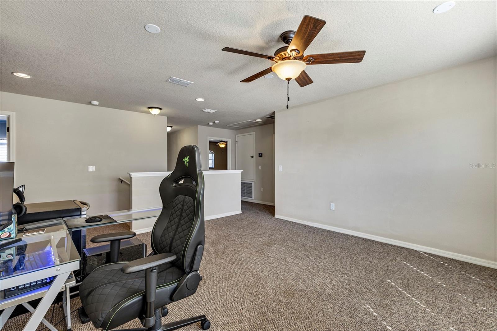 Image 27 of 44 For 10820 Wyandotte Drive