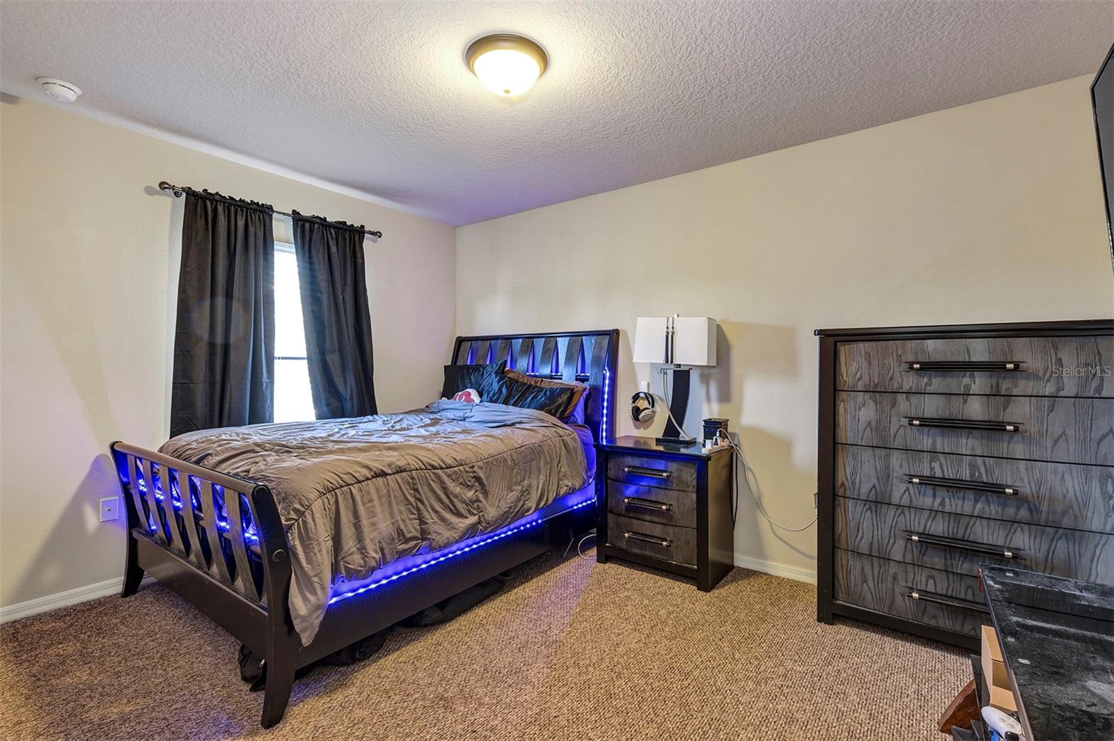 Image 29 of 44 For 10820 Wyandotte Drive