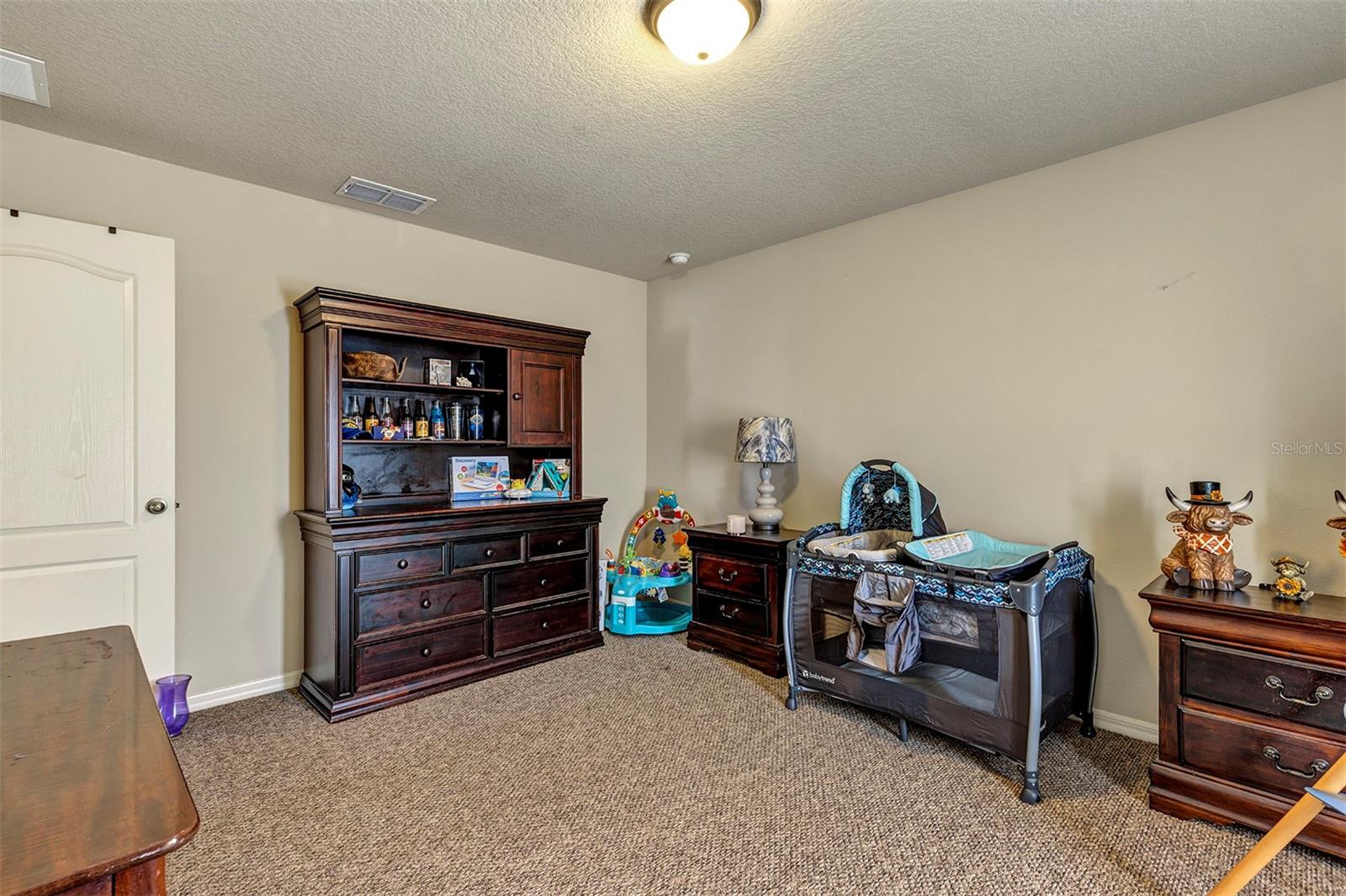 Image 33 of 44 For 10820 Wyandotte Drive