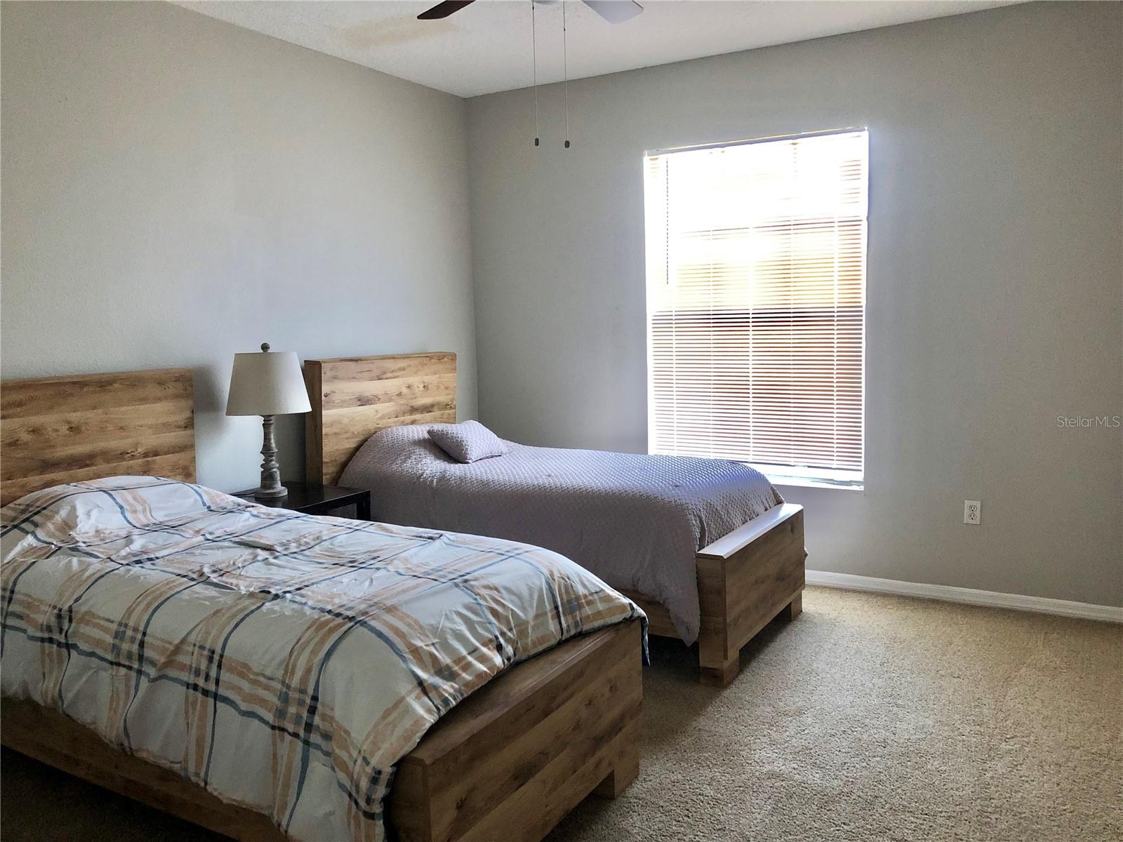 Image 10 of 32 For 5542 Metrowest Boulevard 104