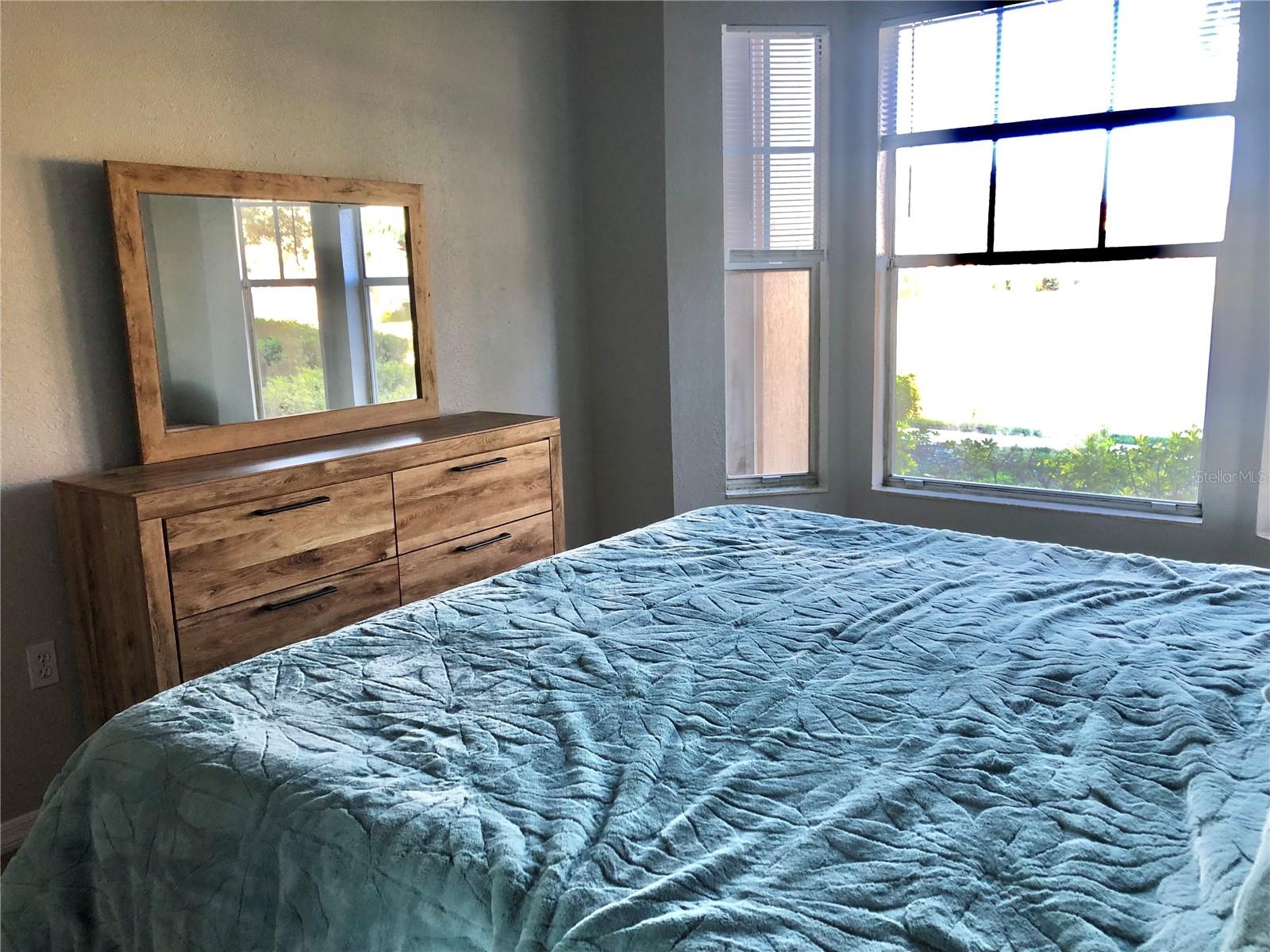 Image 14 of 32 For 5542 Metrowest Boulevard 104