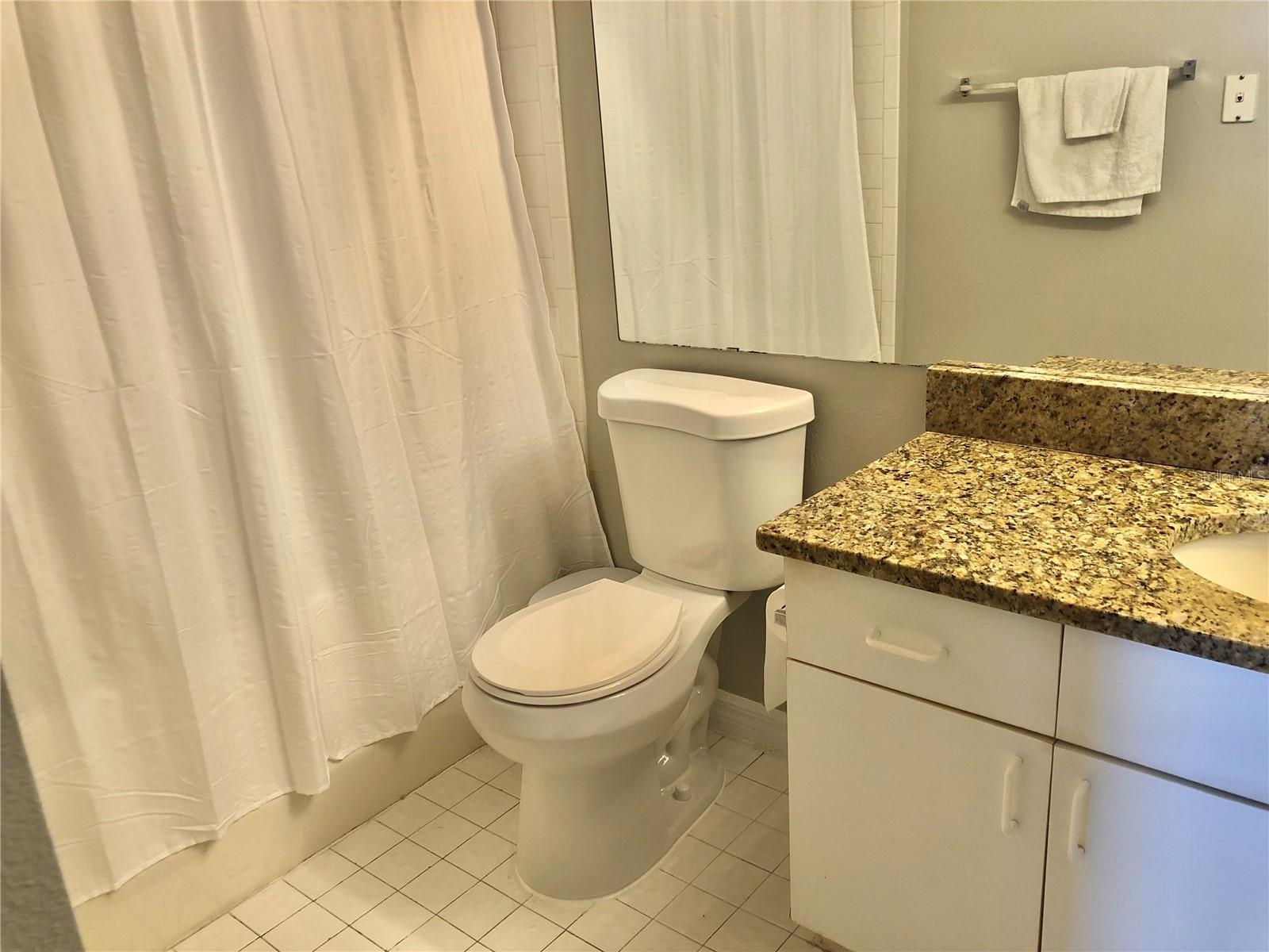 Image 16 of 32 For 5542 Metrowest Boulevard 104