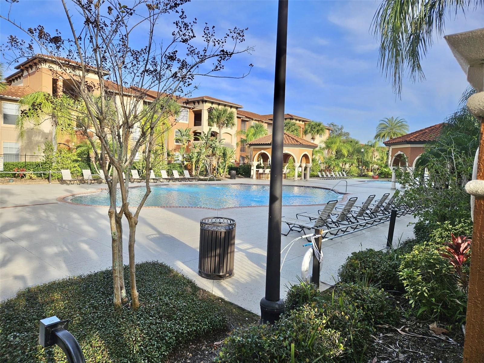 Image 24 of 32 For 5542 Metrowest Boulevard 104