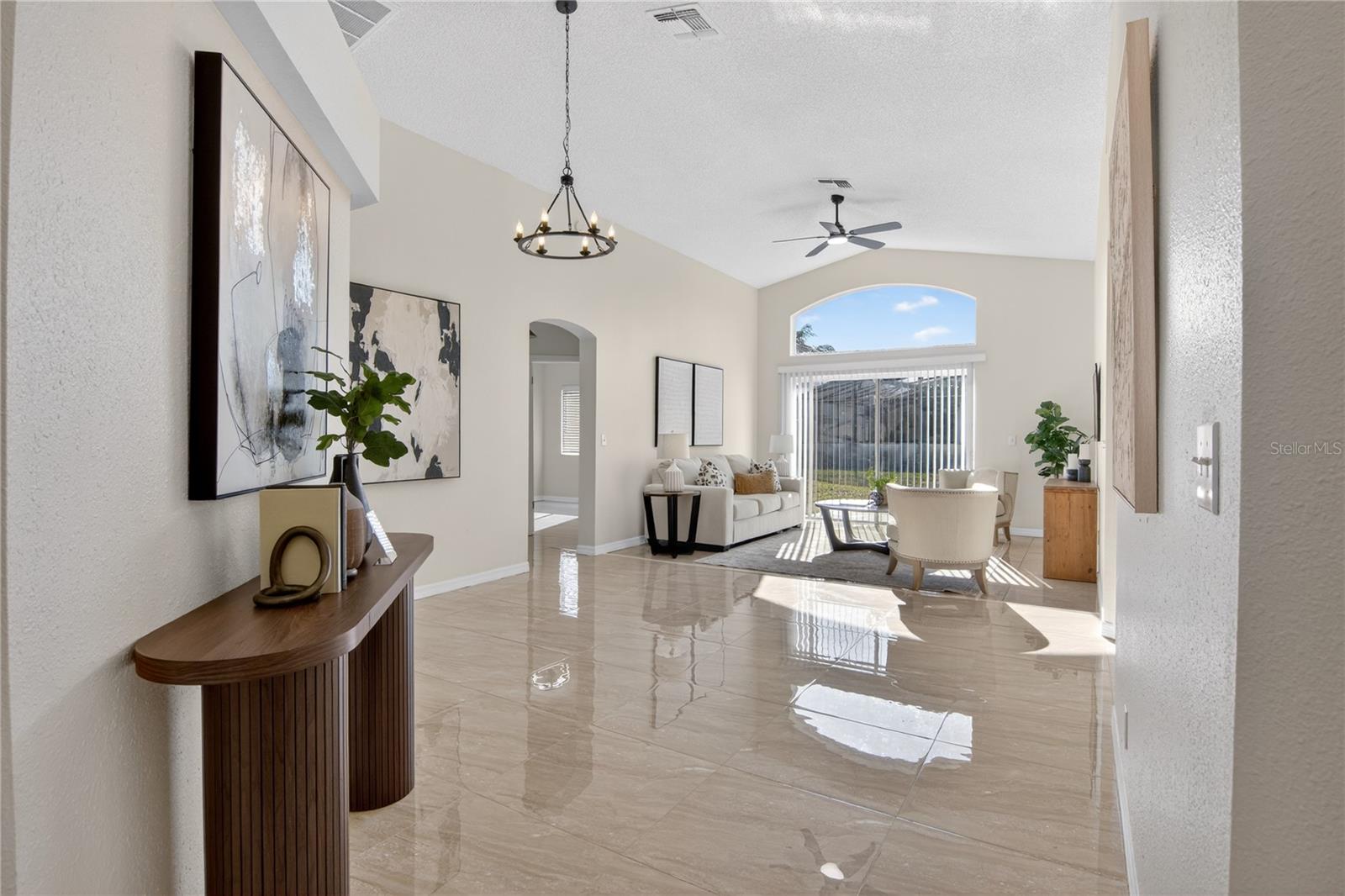 Image 18 of 39 For 1484 Avleigh Circle