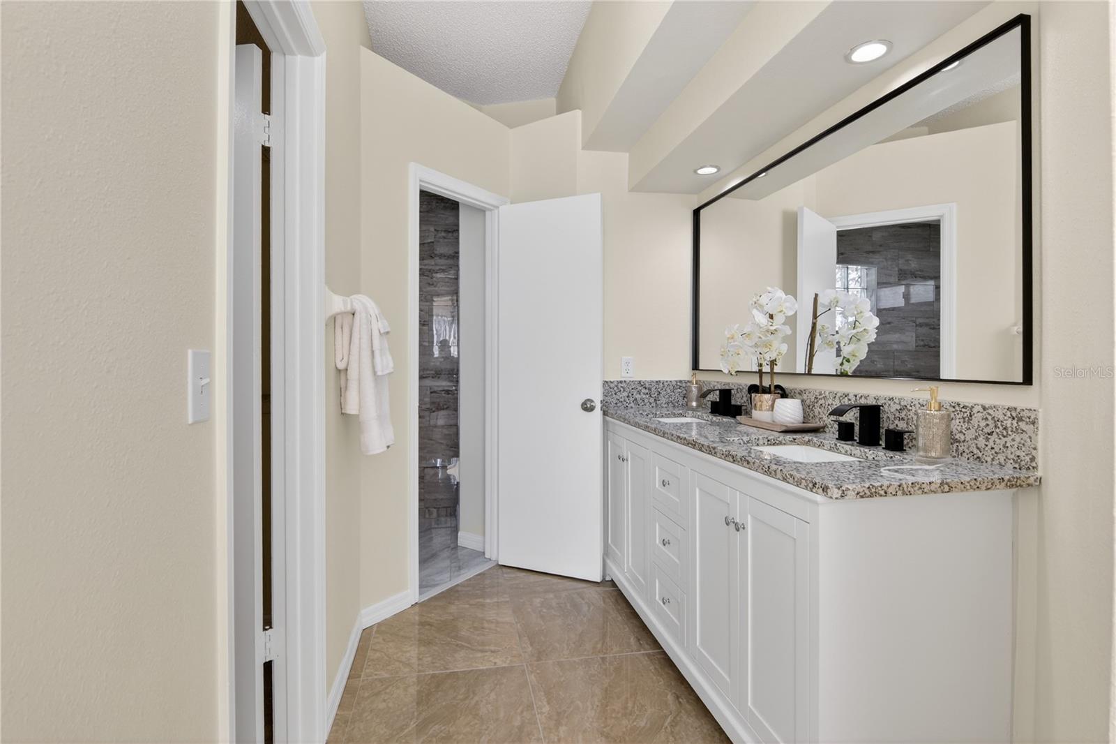 Image 26 of 39 For 1484 Avleigh Circle