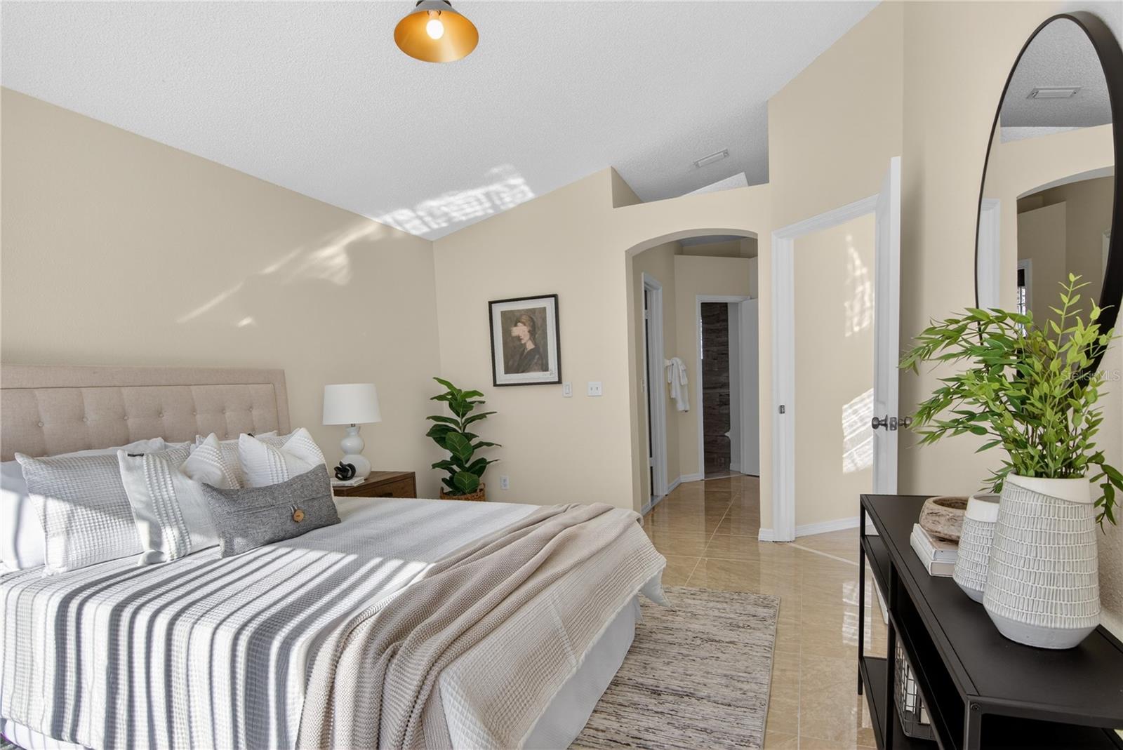 Image 5 of 39 For 1484 Avleigh Circle