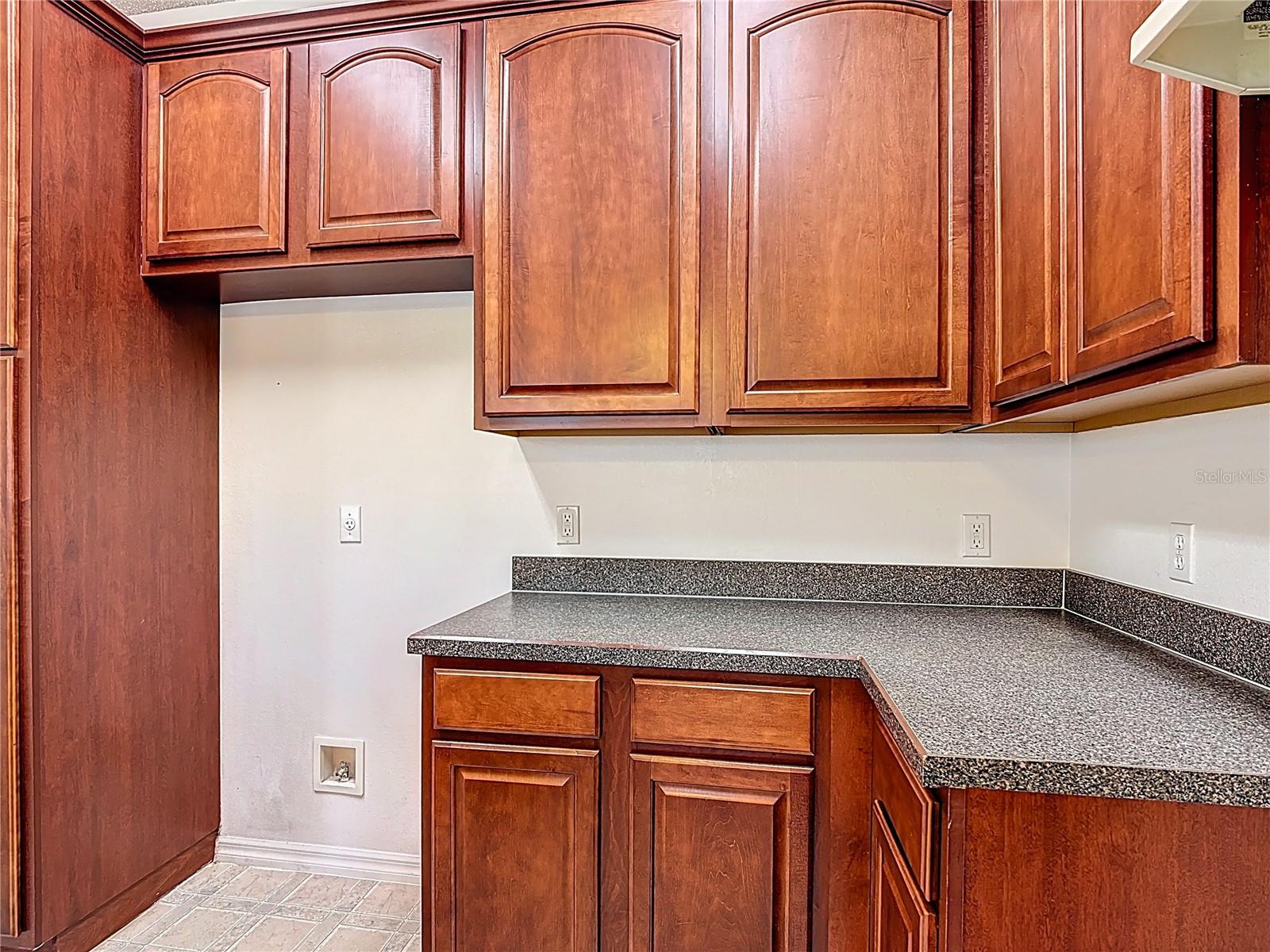 Image 20 of 63 For 309 Aylesbury Court