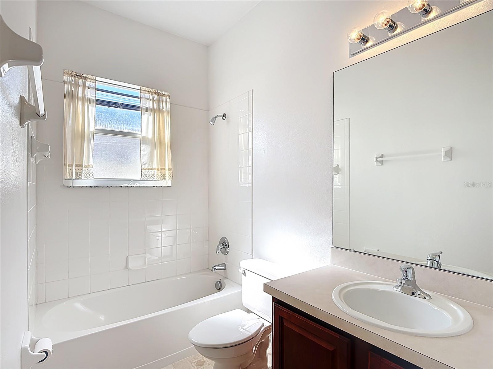 Image 48 of 63 For 309 Aylesbury Court