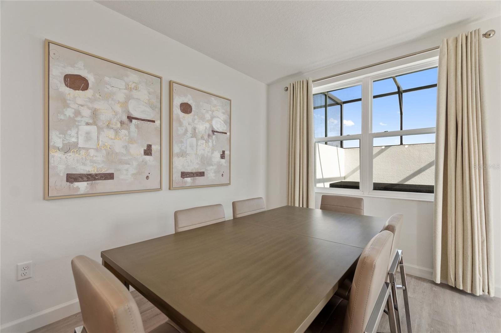 Image 3 of 44 For 608 Trikomo Drive