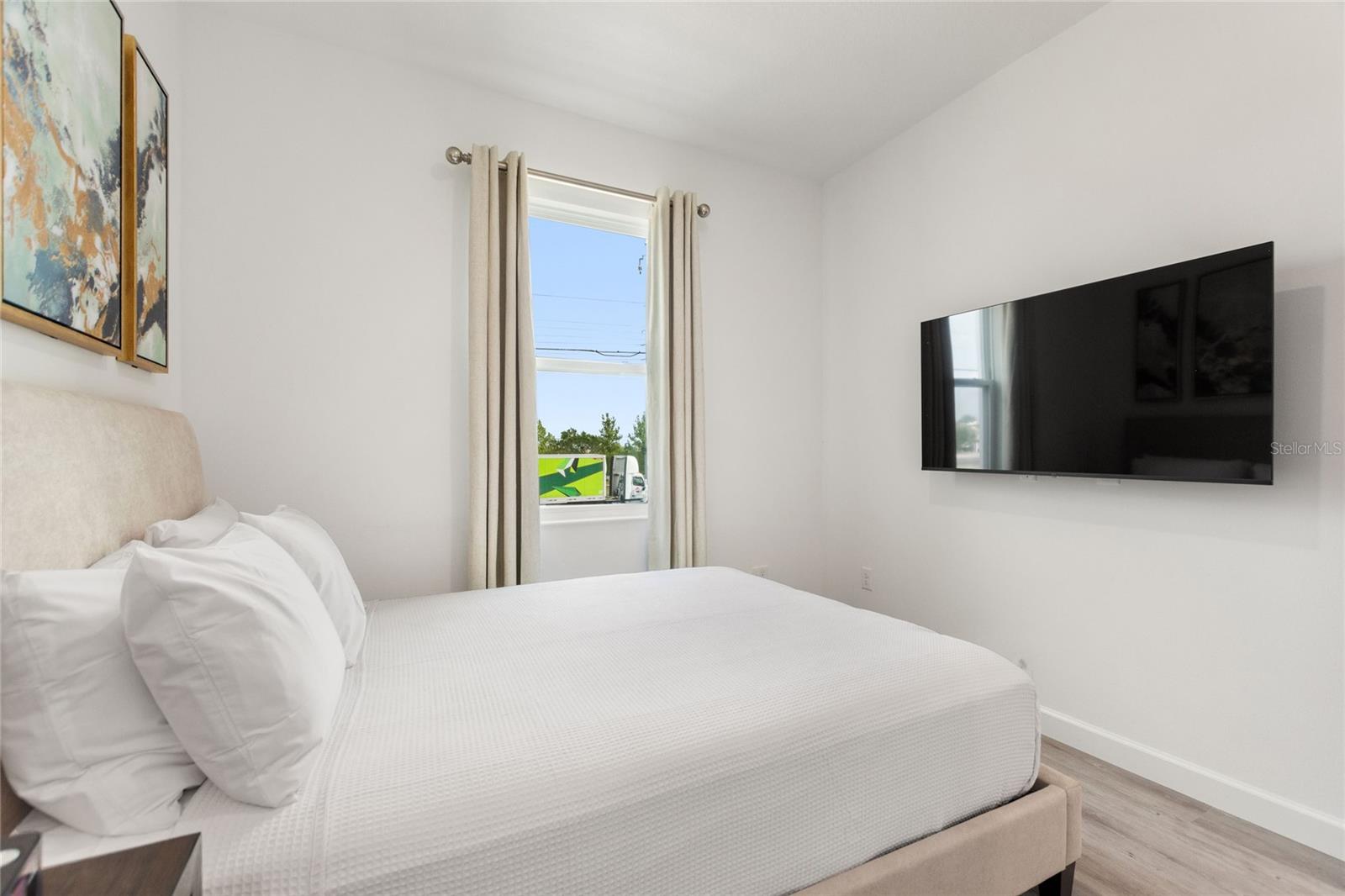 Image 31 of 44 For 608 Trikomo Drive