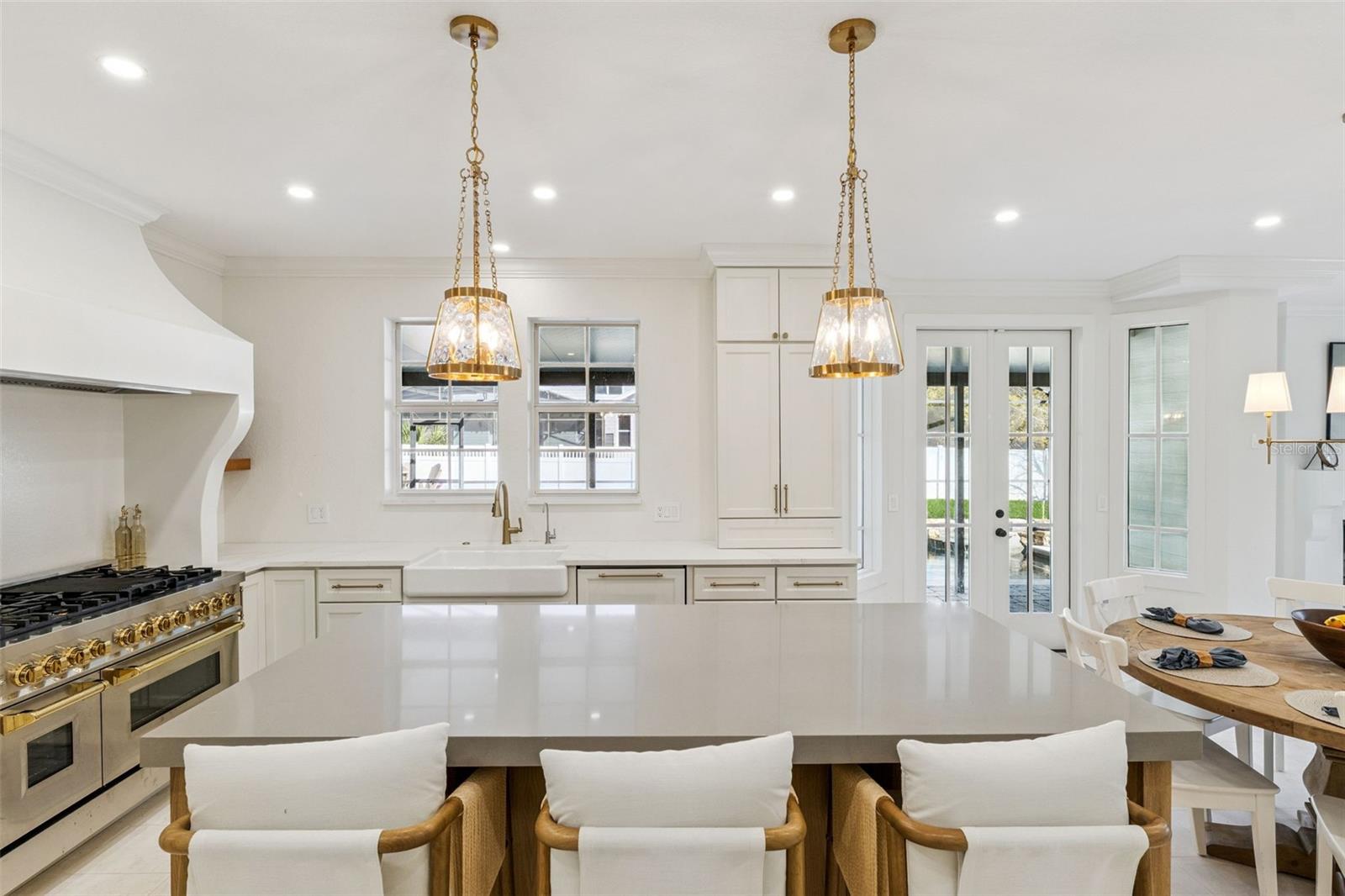 Image 13 of 54 For 430 Courtlea Oaks Boulevard