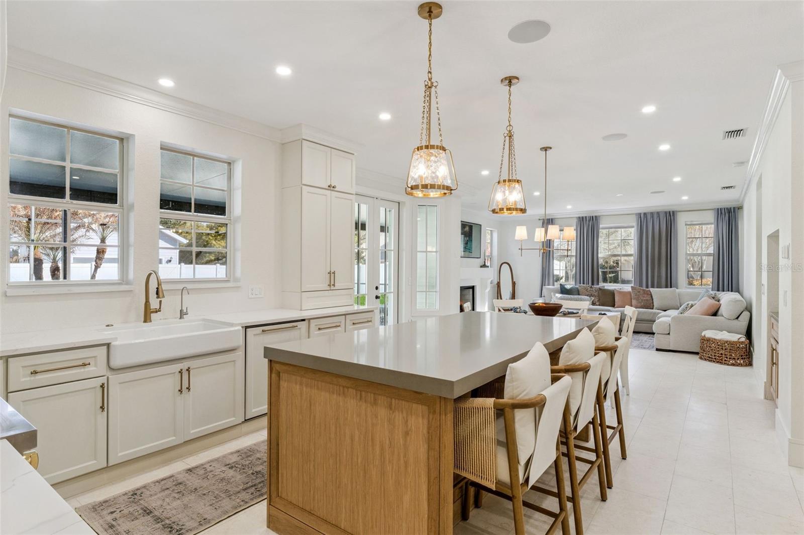 Image 14 of 54 For 430 Courtlea Oaks Boulevard