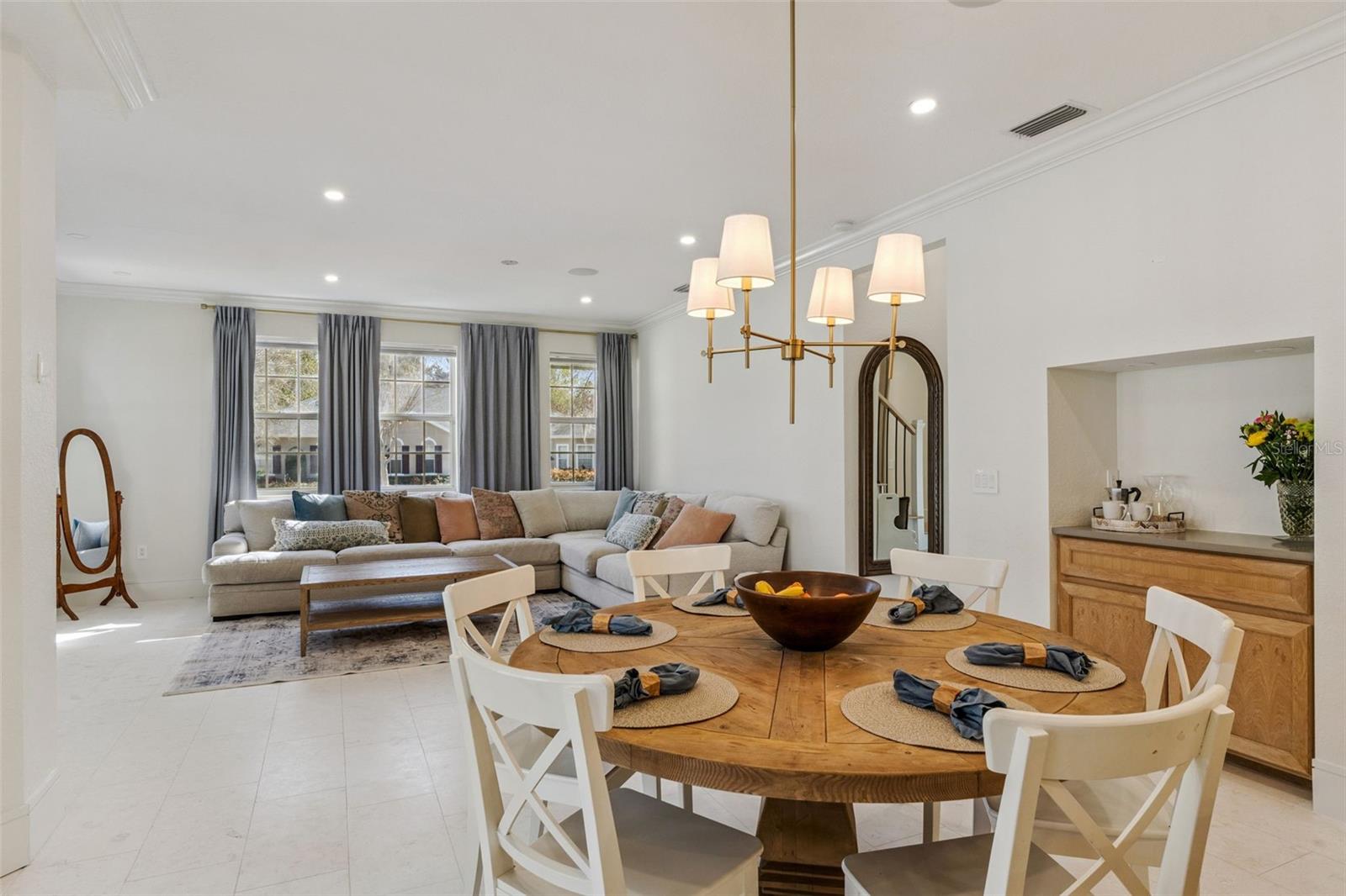 Image 17 of 54 For 430 Courtlea Oaks Boulevard