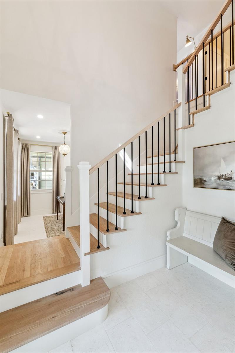 Image 26 of 54 For 430 Courtlea Oaks Boulevard