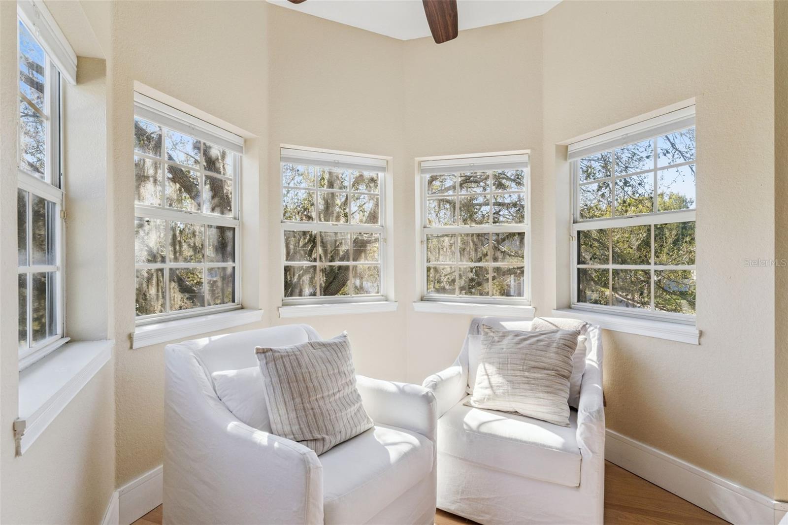 Image 30 of 54 For 430 Courtlea Oaks Boulevard