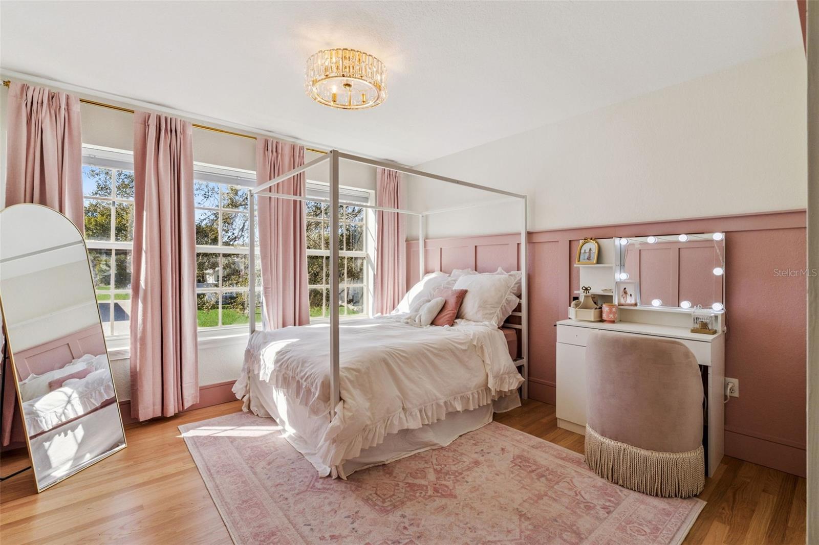 Image 36 of 54 For 430 Courtlea Oaks Boulevard