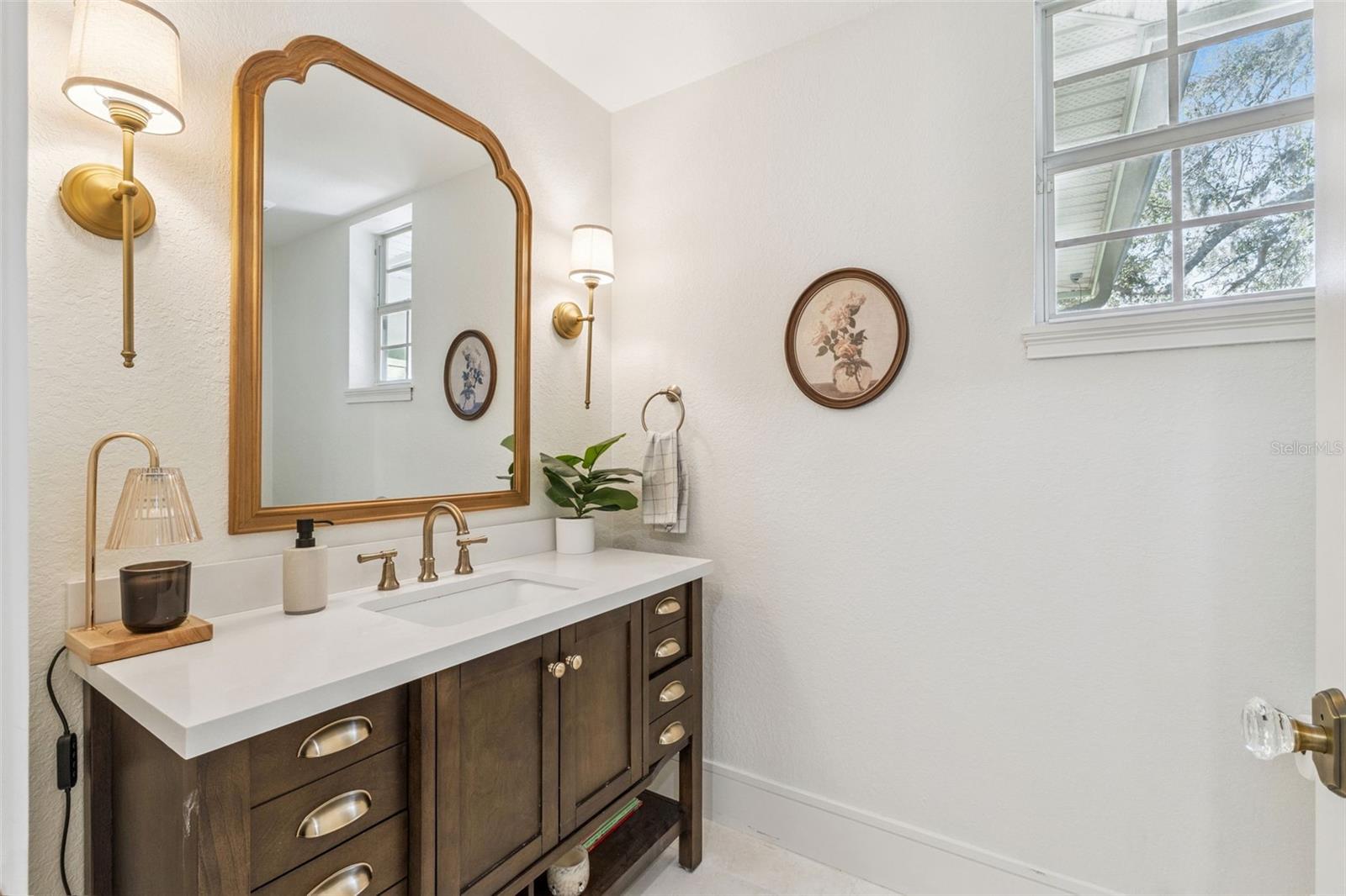 Image 38 of 54 For 430 Courtlea Oaks Boulevard