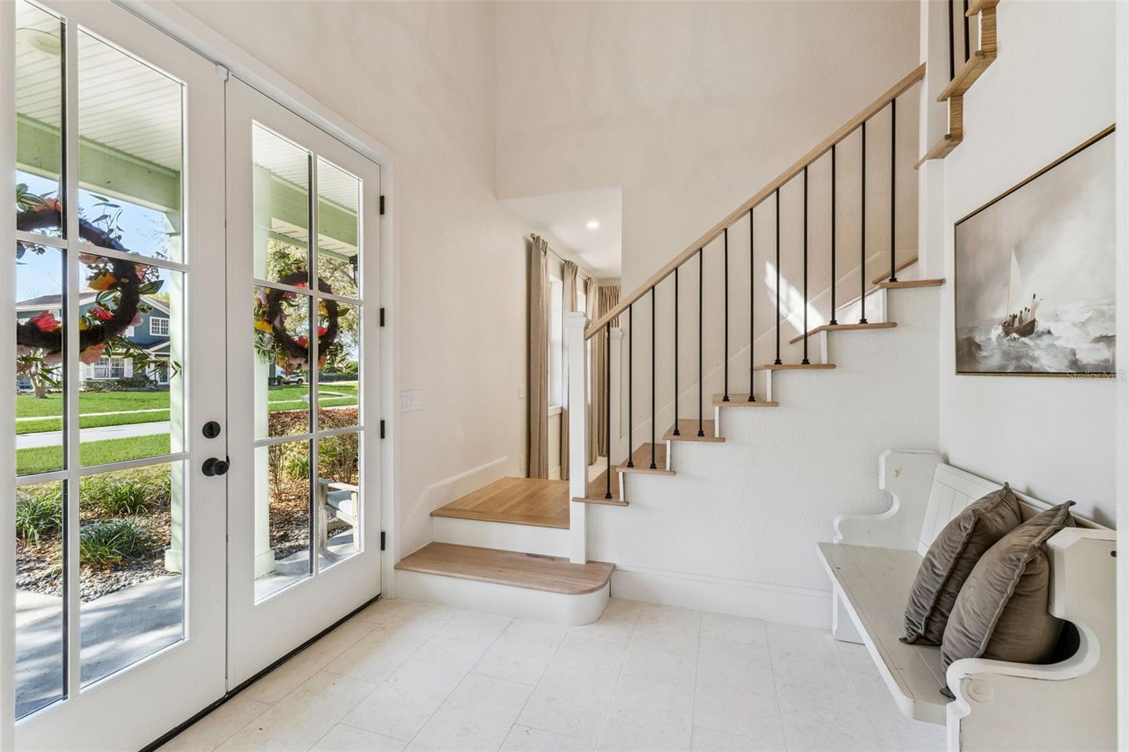 Image 5 of 54 For 430 Courtlea Oaks Boulevard