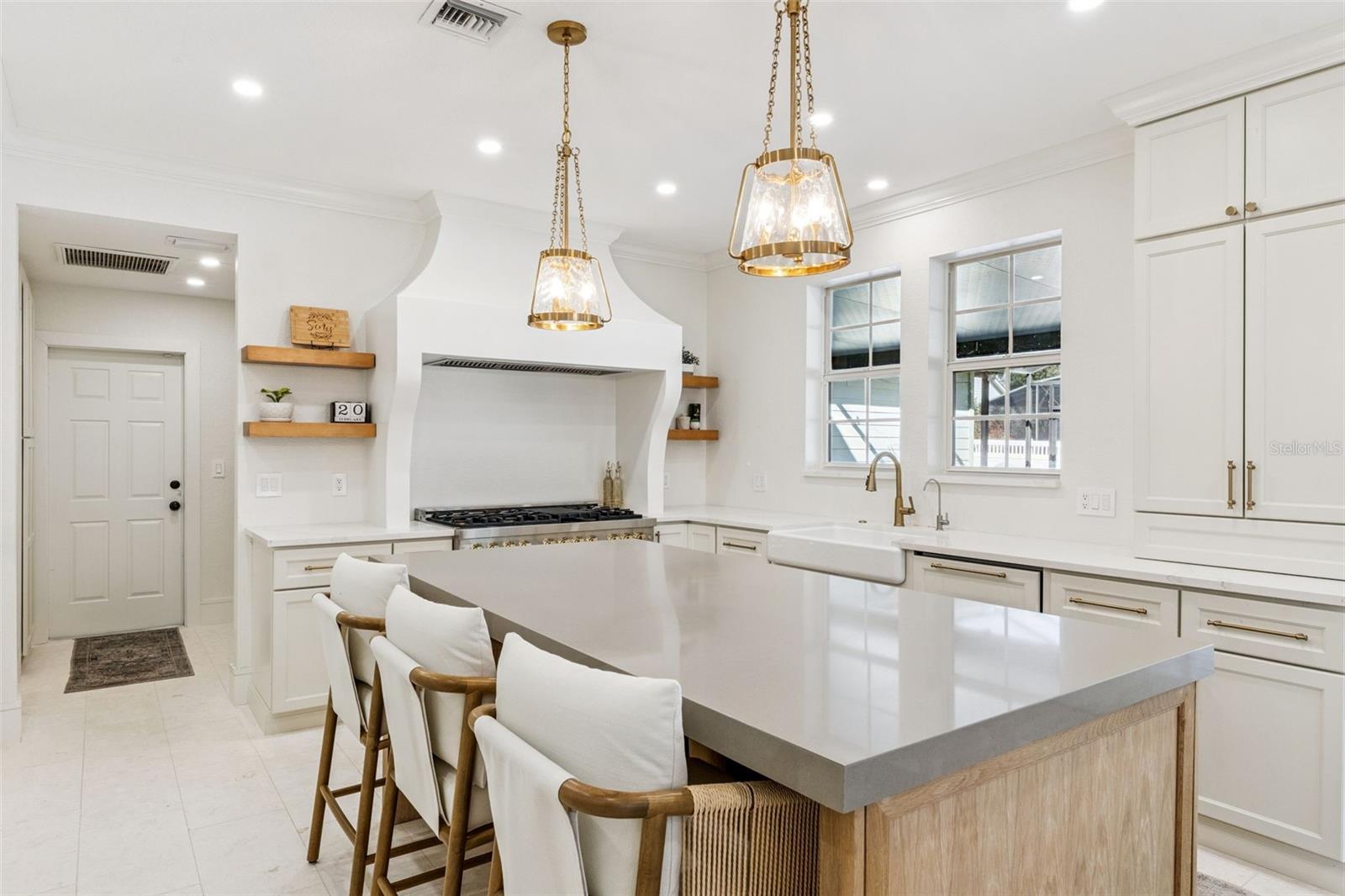 Image 9 of 54 For 430 Courtlea Oaks Boulevard