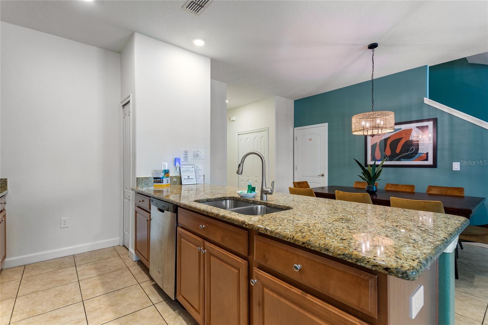 Image 17 of 34 For 4885 Clock Tower Drive