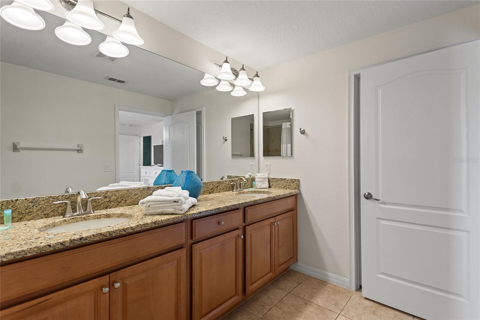 Image 26 of 34 For 4885 Clock Tower Drive