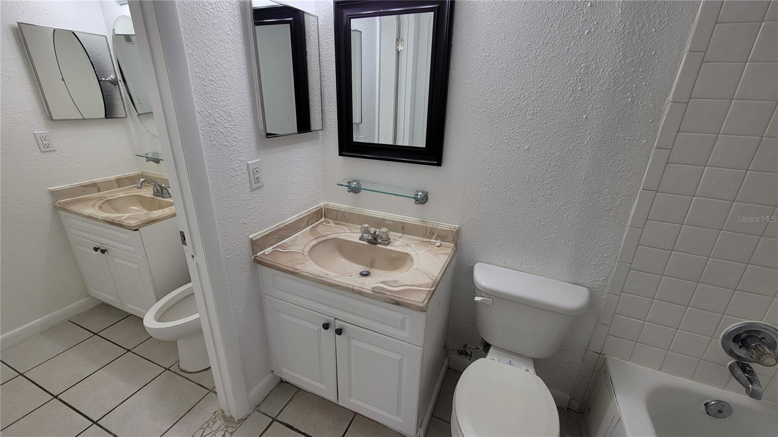 Image 14 of 24 For 6004 Village Circle 6004