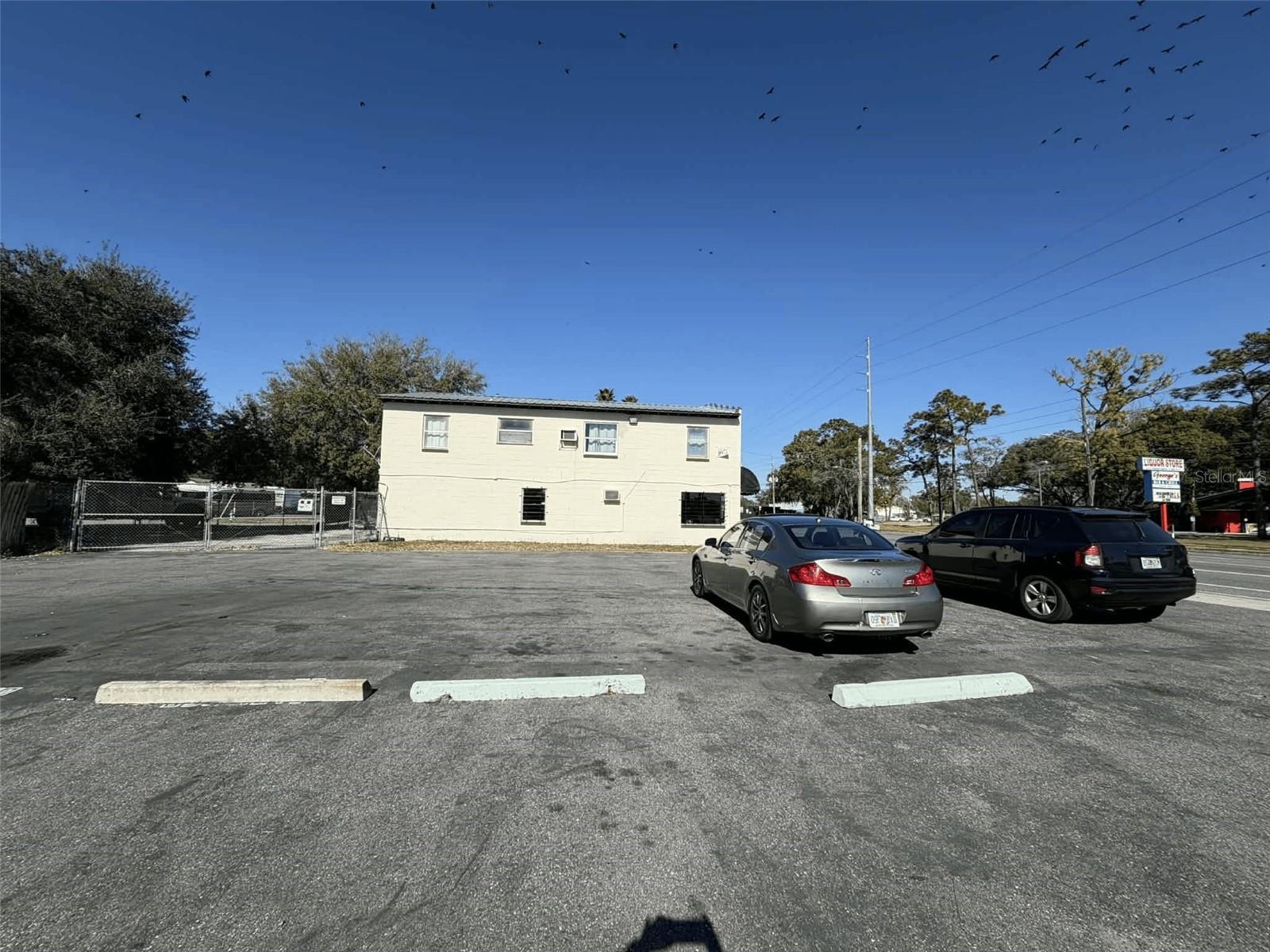 Image 3 of 8 For 5508 Edgewater Drive