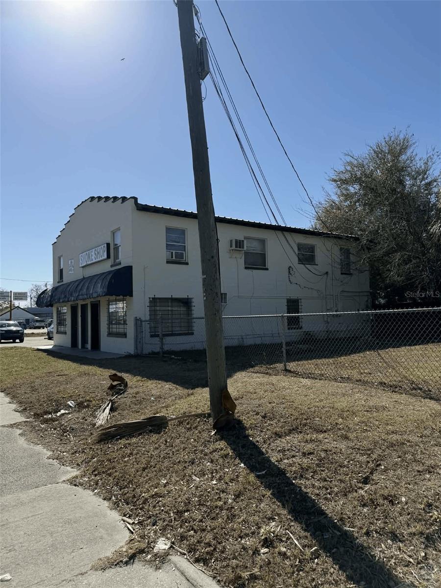 Image 6 of 8 For 5508 Edgewater Drive