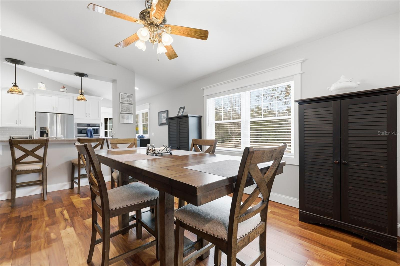 Image 10 of 34 For 1406 Challenger Avenue