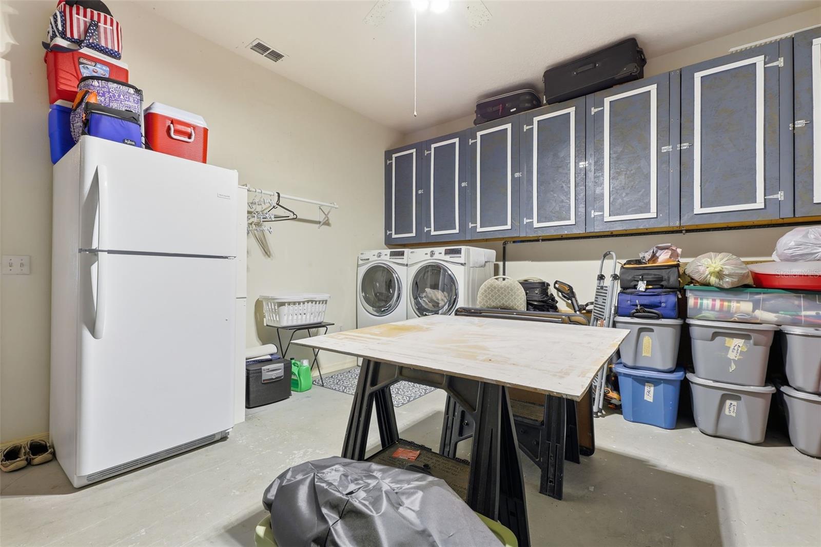 Image 24 of 34 For 1406 Challenger Avenue