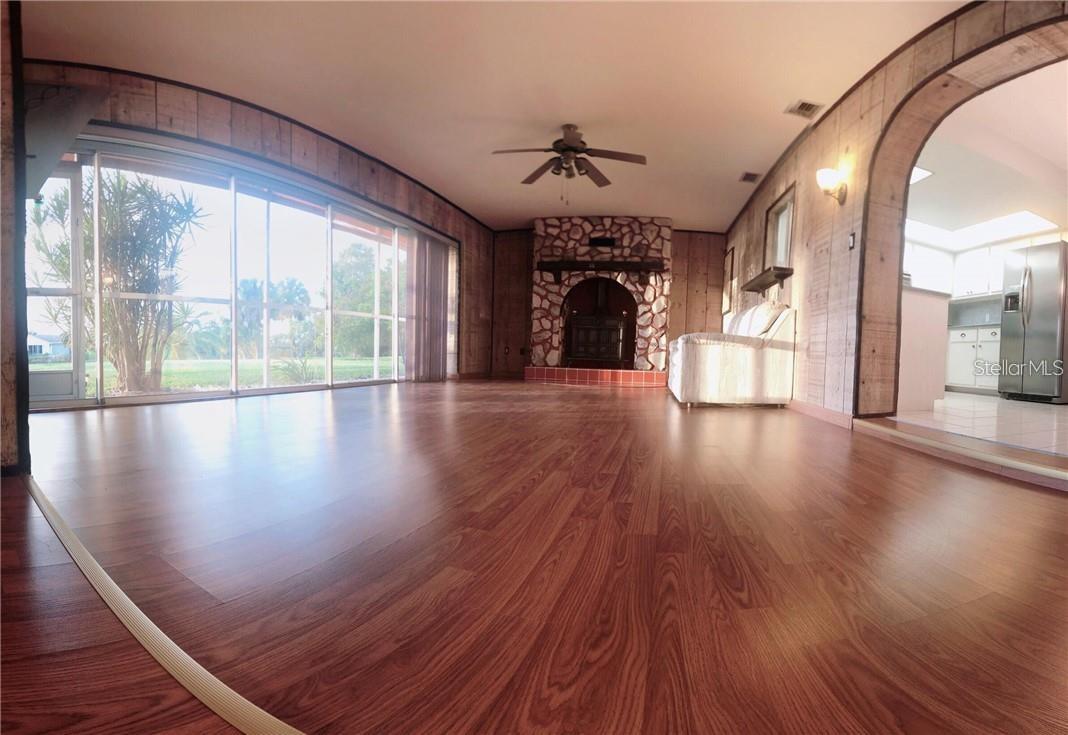 Image 13 of 17 For 3153 Conway Boulevard