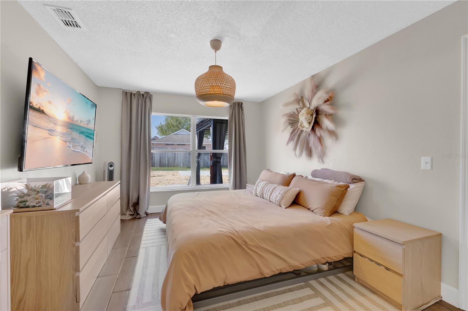 Image 13 of 38 For 805 Belvoir Drive