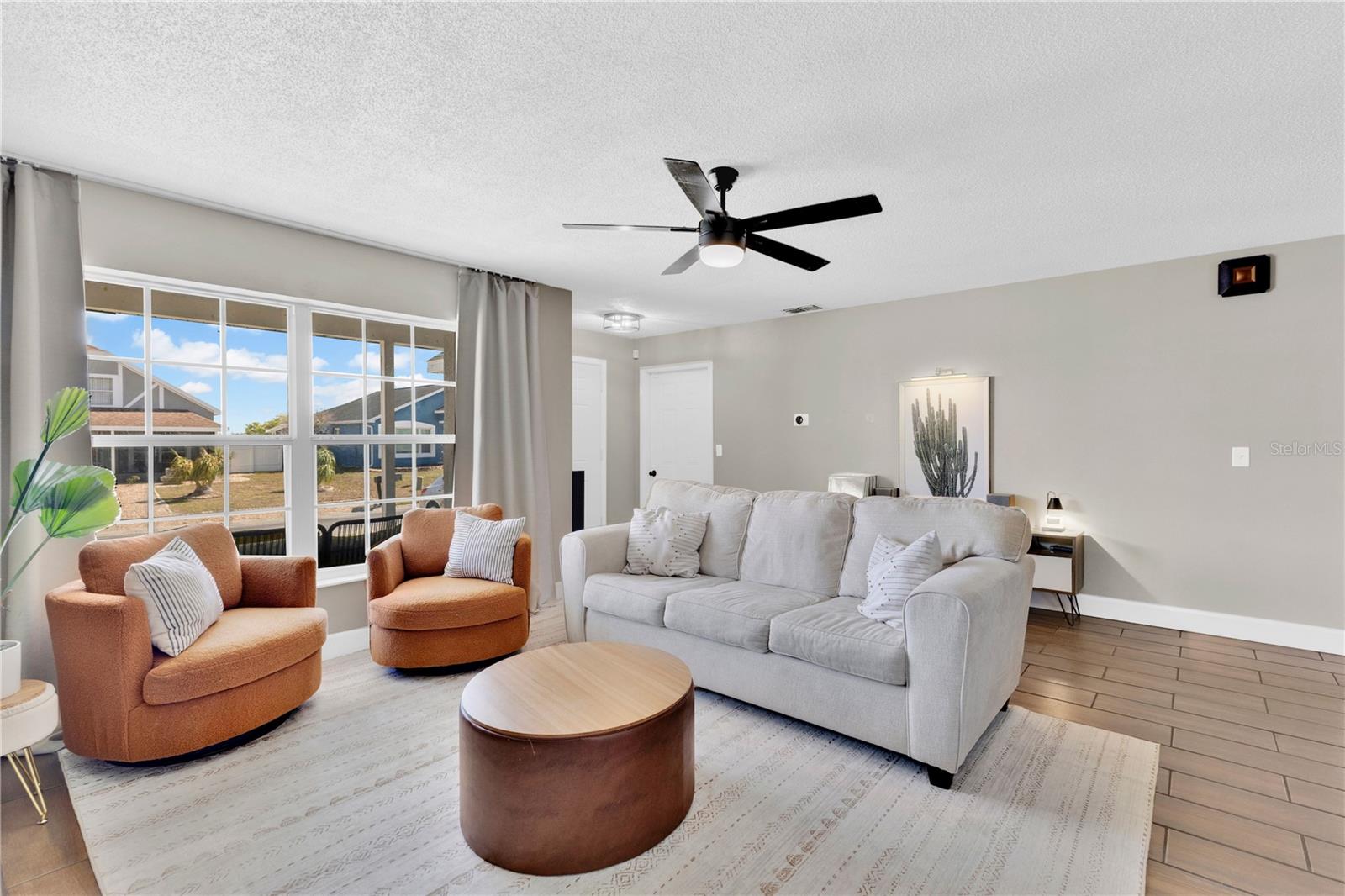 Image 6 of 38 For 805 Belvoir Drive