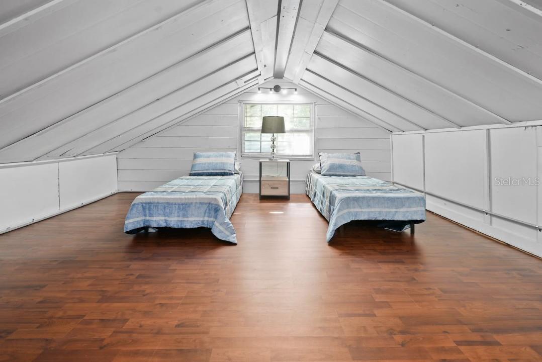 Image 14 of 58 For 1829 Hollenbeck Drive