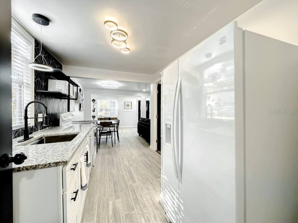 Image 31 of 58 For 1829 Hollenbeck Drive