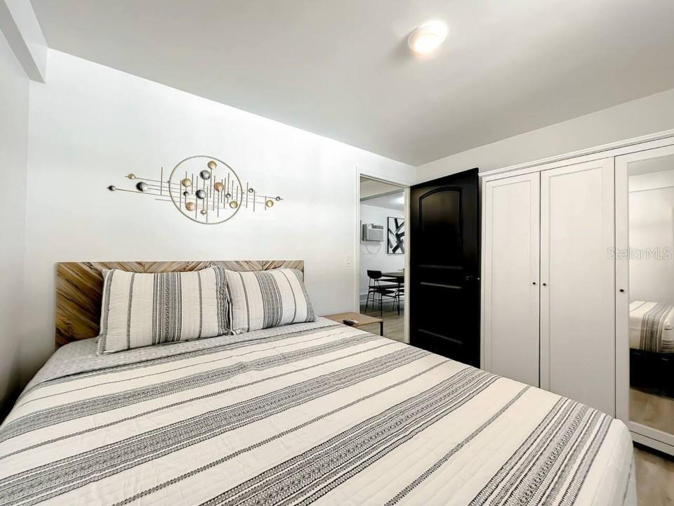 Image 35 of 58 For 1829 Hollenbeck Drive