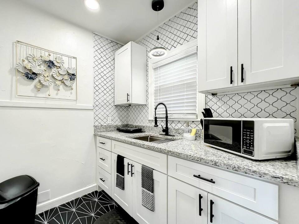 Image 45 of 58 For 1829 Hollenbeck Drive