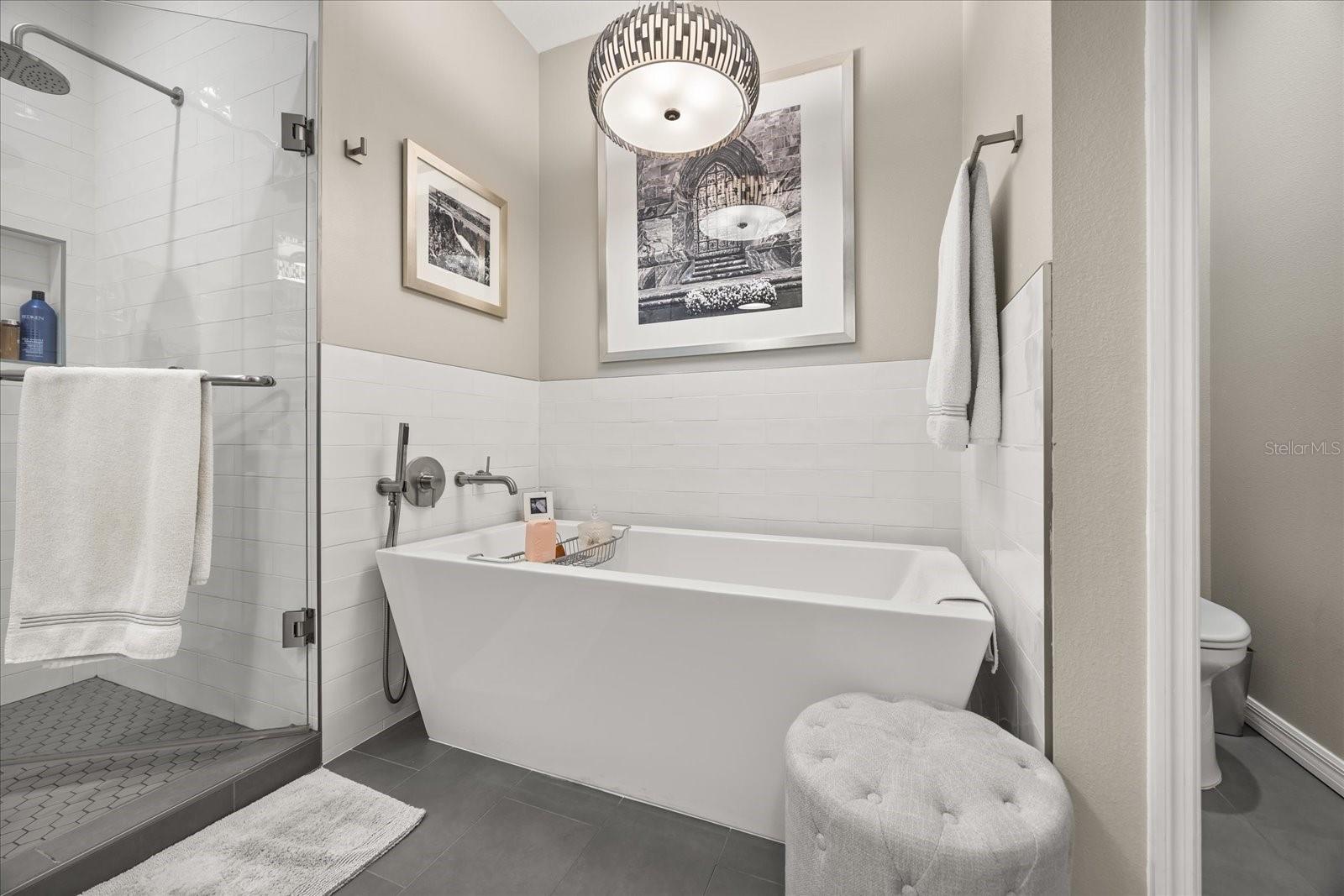 Image 17 of 59 For 1880 Sipes Alley