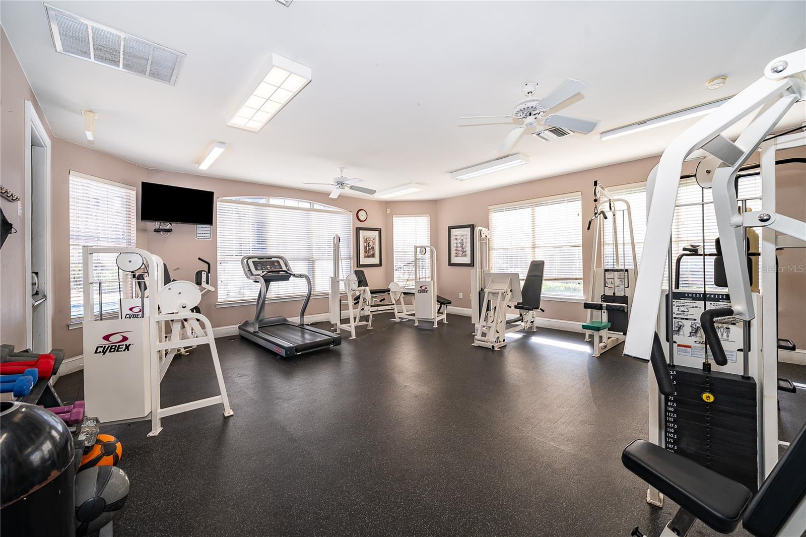 Image 18 of 27 For 1101 Vintage Village Lane 103