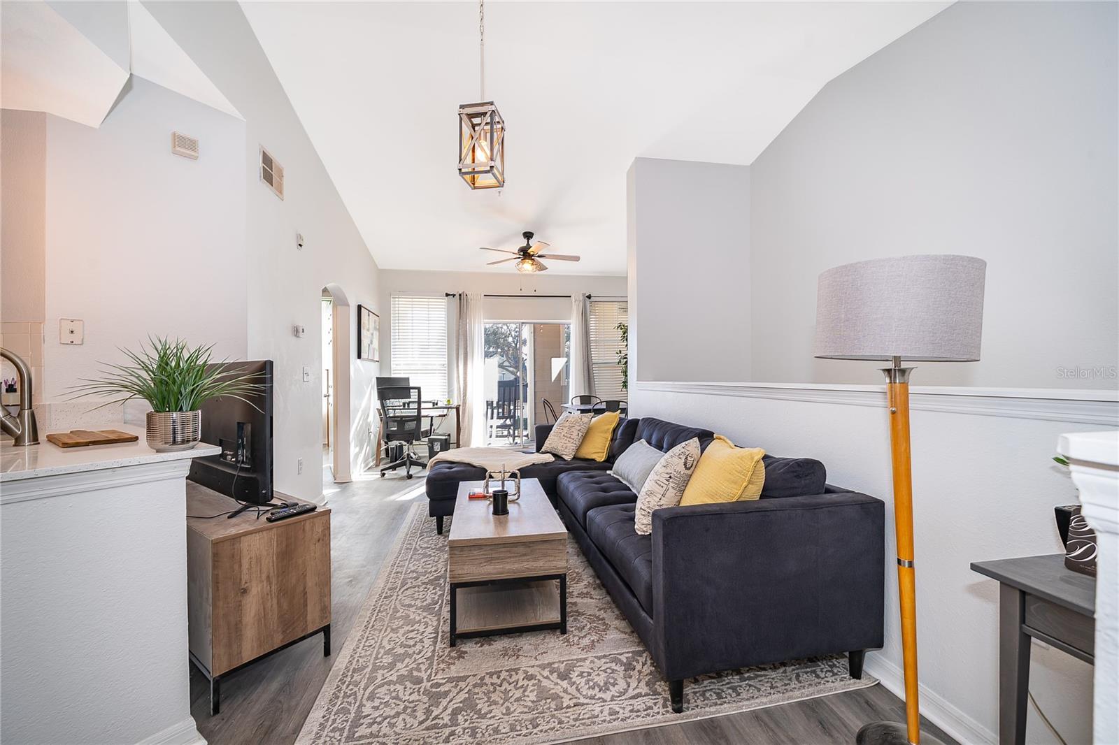 Image 5 of 27 For 1101 Vintage Village Lane 103