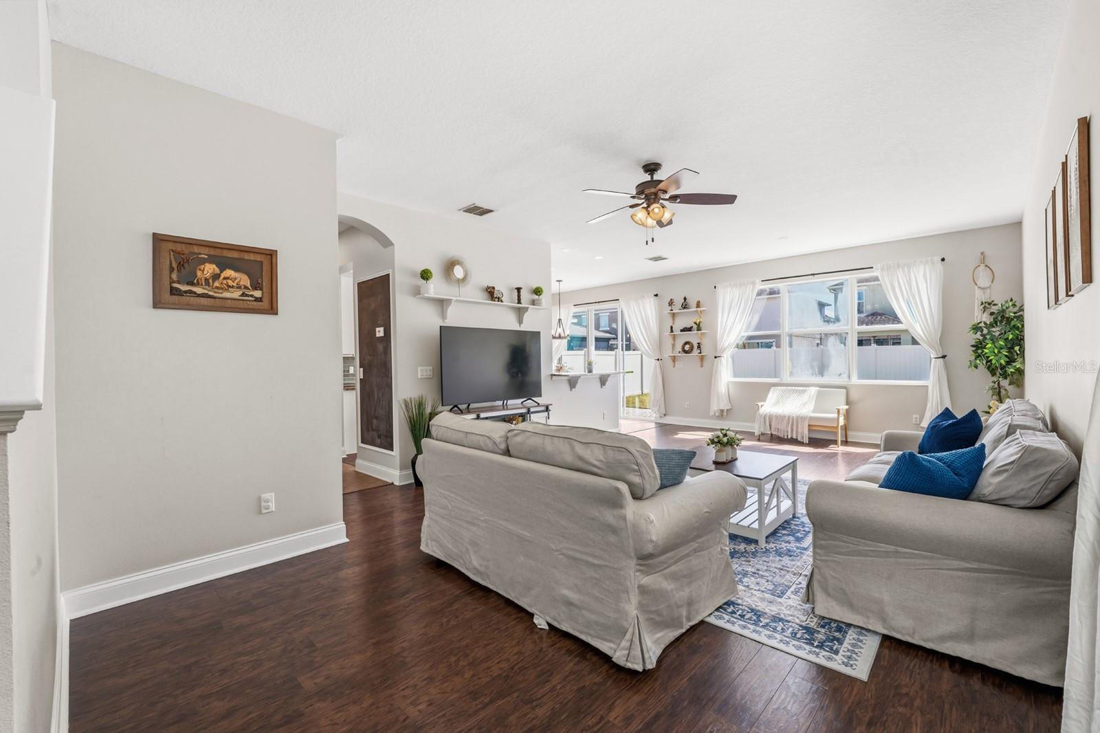 Image 11 of 52 For 10542 Langefield Street