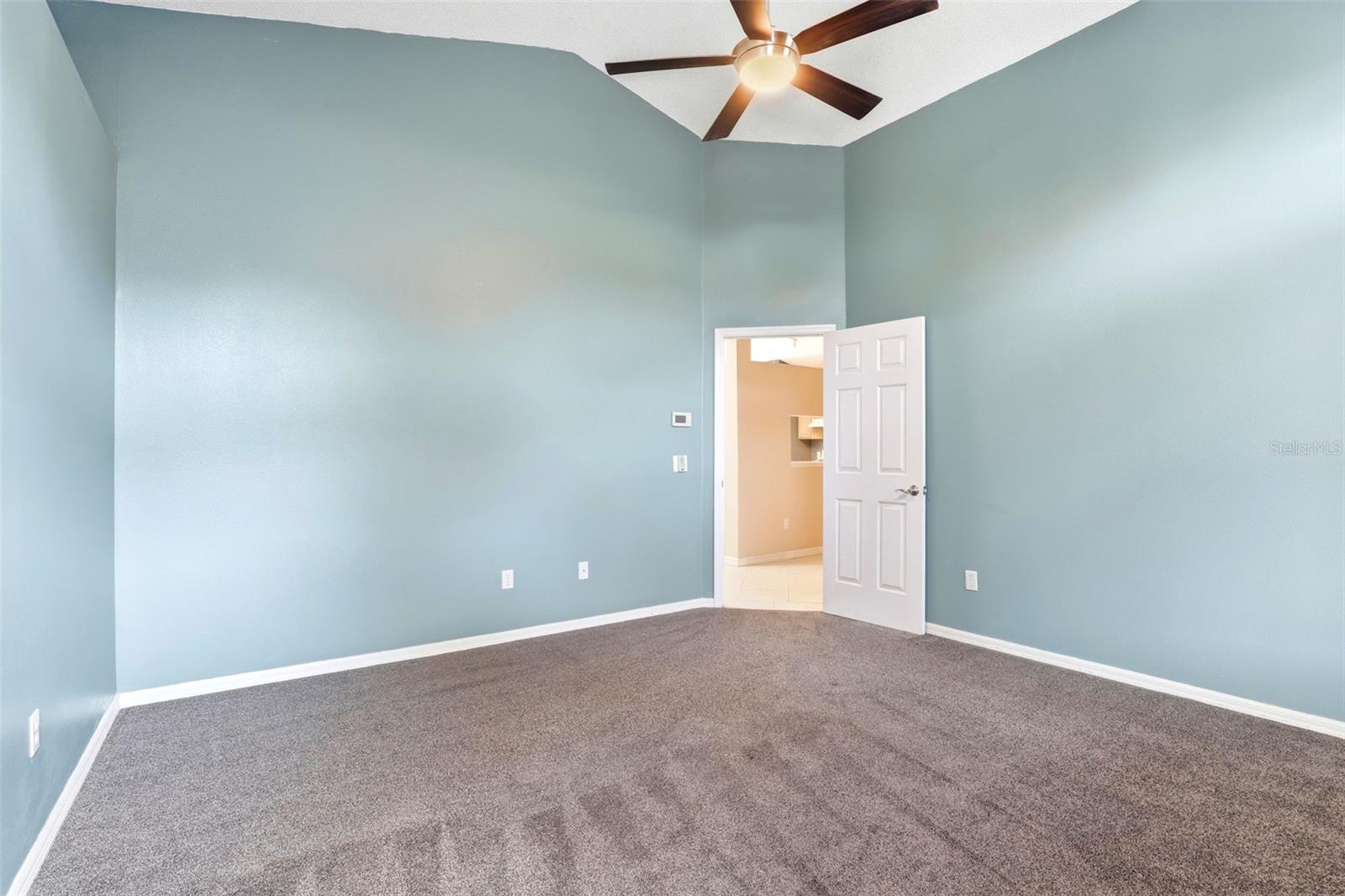 Image 23 of 39 For 2836 Crofton Way