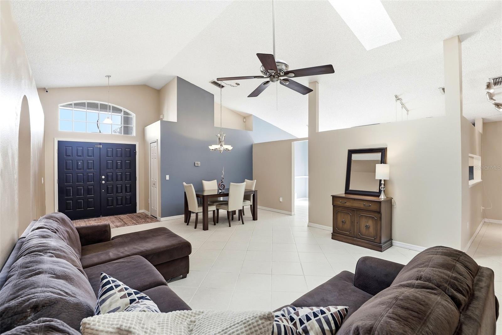 Image 9 of 39 For 2836 Crofton Way