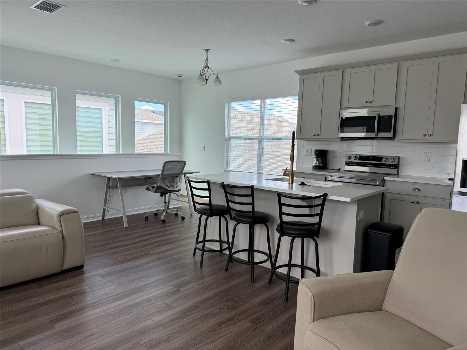 Image 3 of 8 For 6484 Rover Way