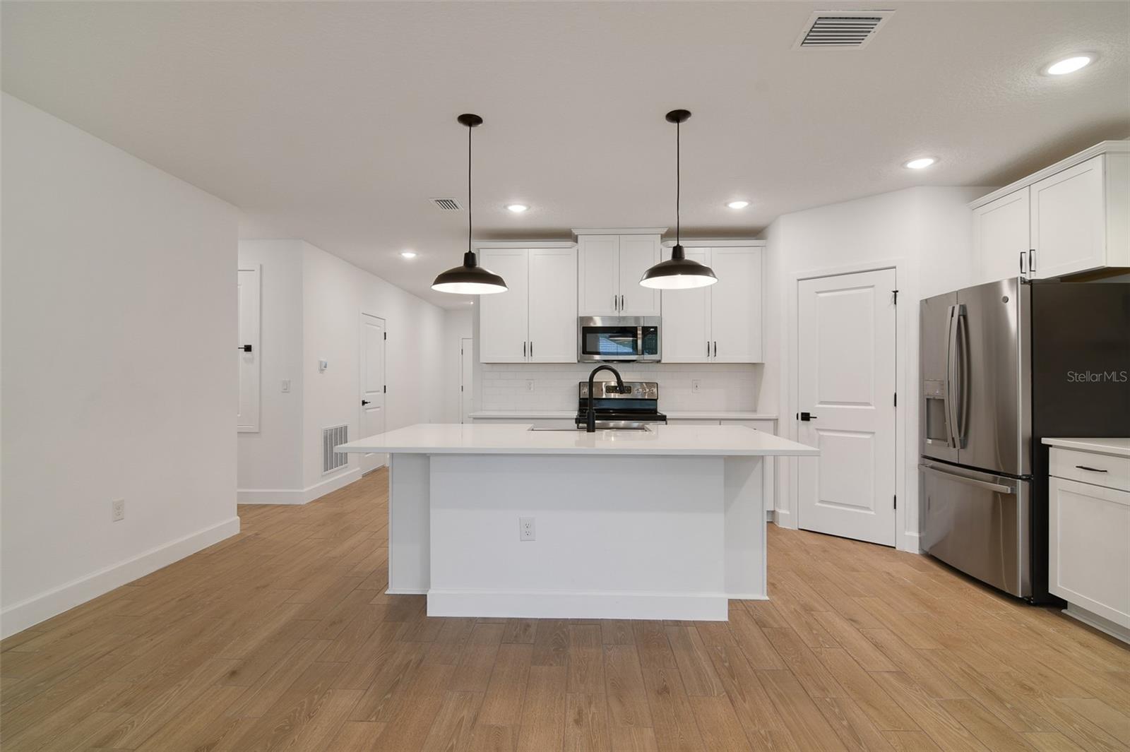 Image 2 of 17 For 9365 Del Rio Way