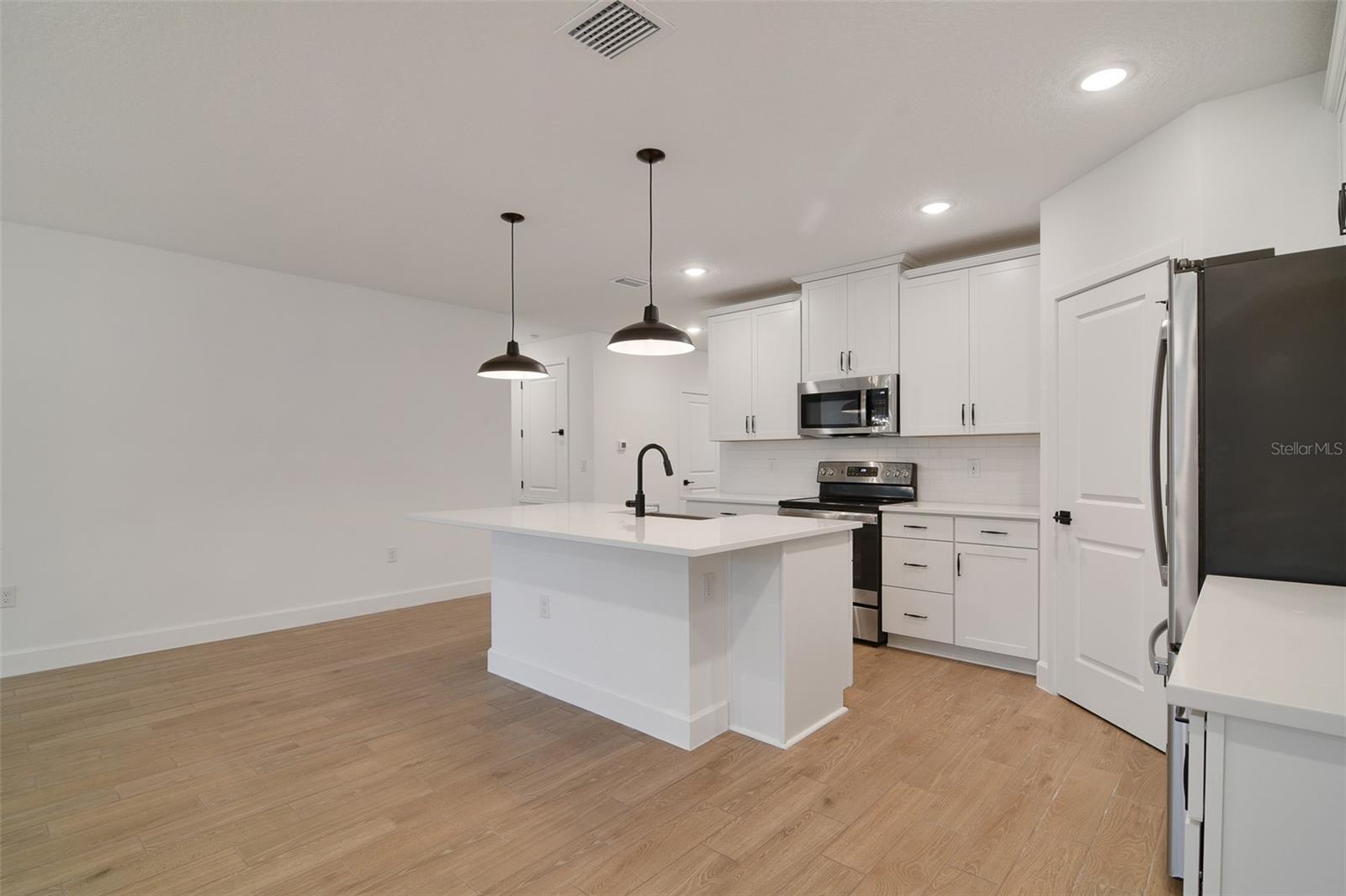 Image 3 of 17 For 9365 Del Rio Way