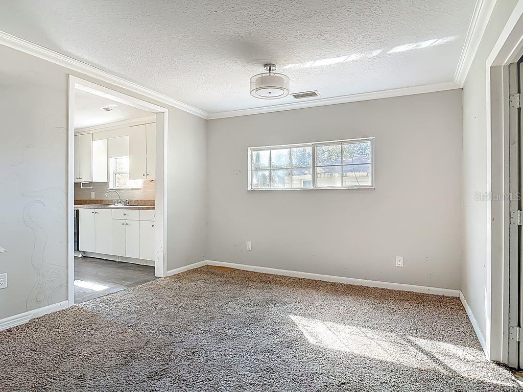 Image 23 of 30 For 106 Rosehill Avenue